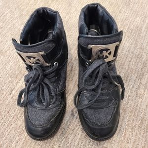 MK boots